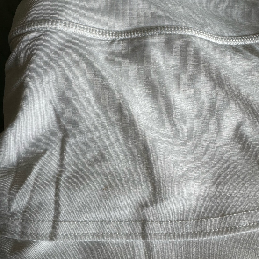 Athleta swagger skirt size small
A couple marks, not noticeable, see pics - Picture 6 of 7